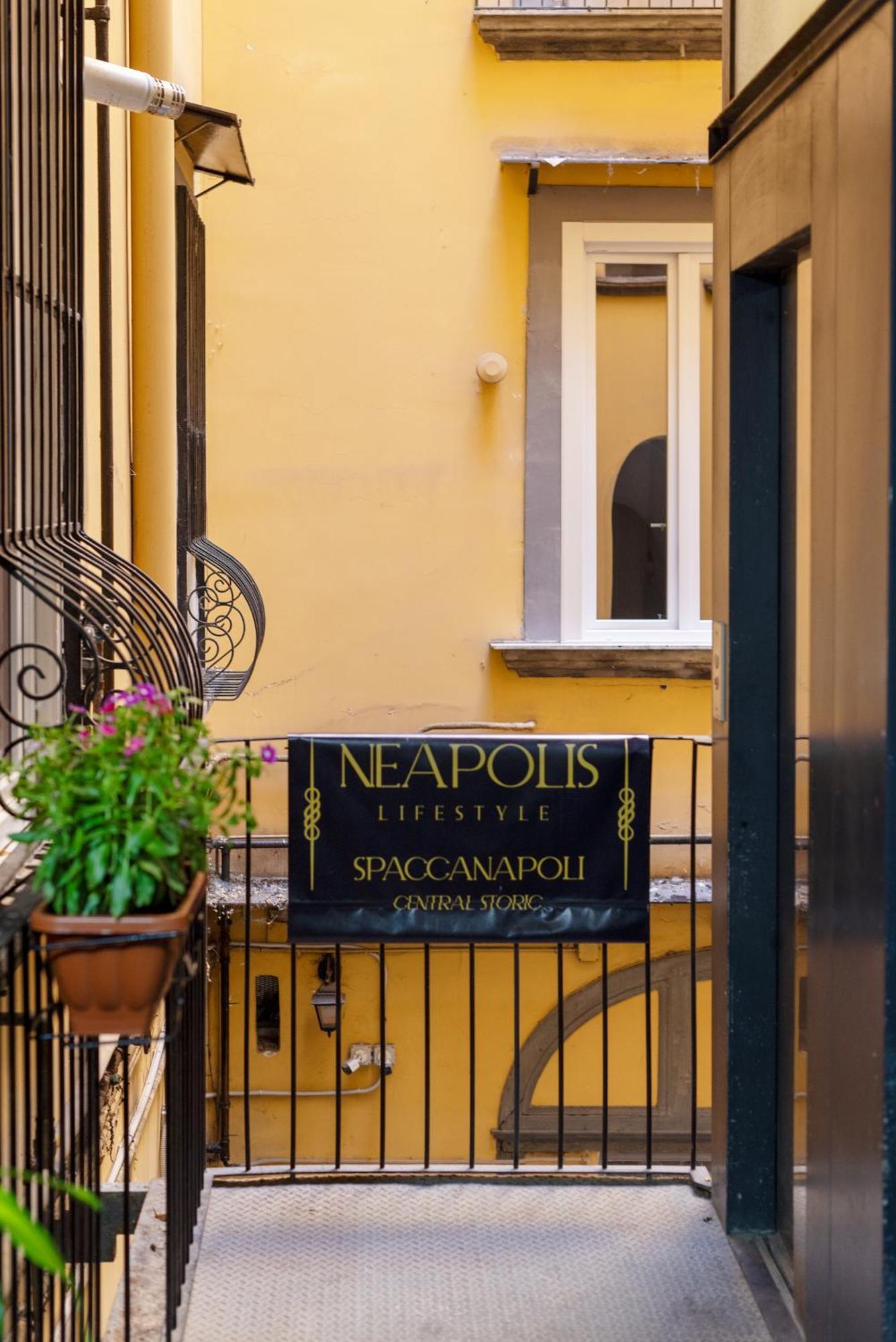Bed & Breakfast Neapolis Lifestyle Naples
